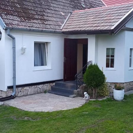 Villa Ppo 575 à Retowo  Extérieur photo